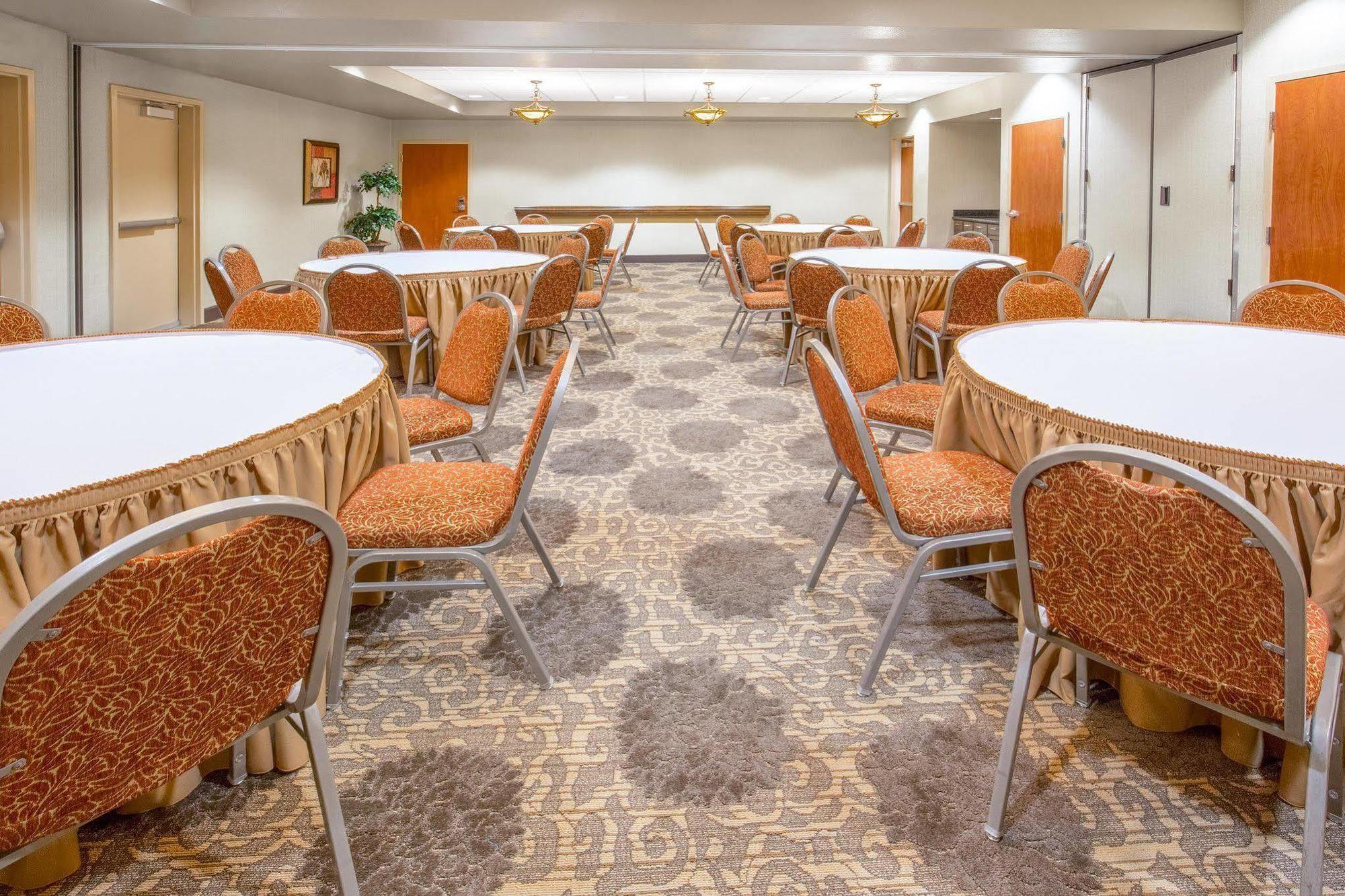 Hampton Inn & Suites יובה סיטי מראה חיצוני תמונה